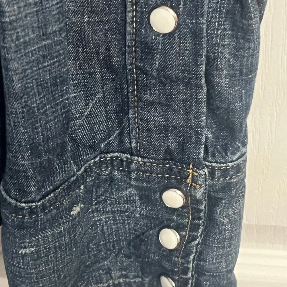 True Religion distressed denim shirt sz x large
